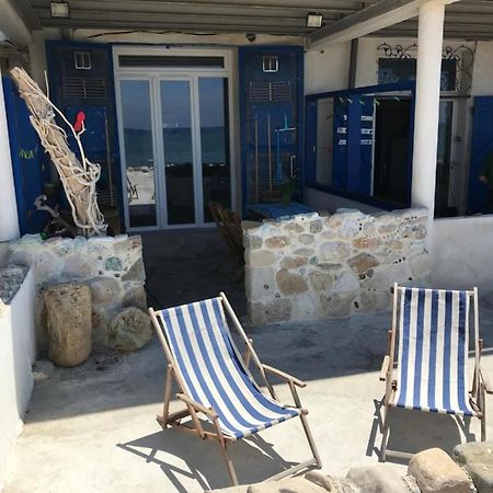 Le Cabanon Bleu Sur La Plage Marsiglia Esterno foto