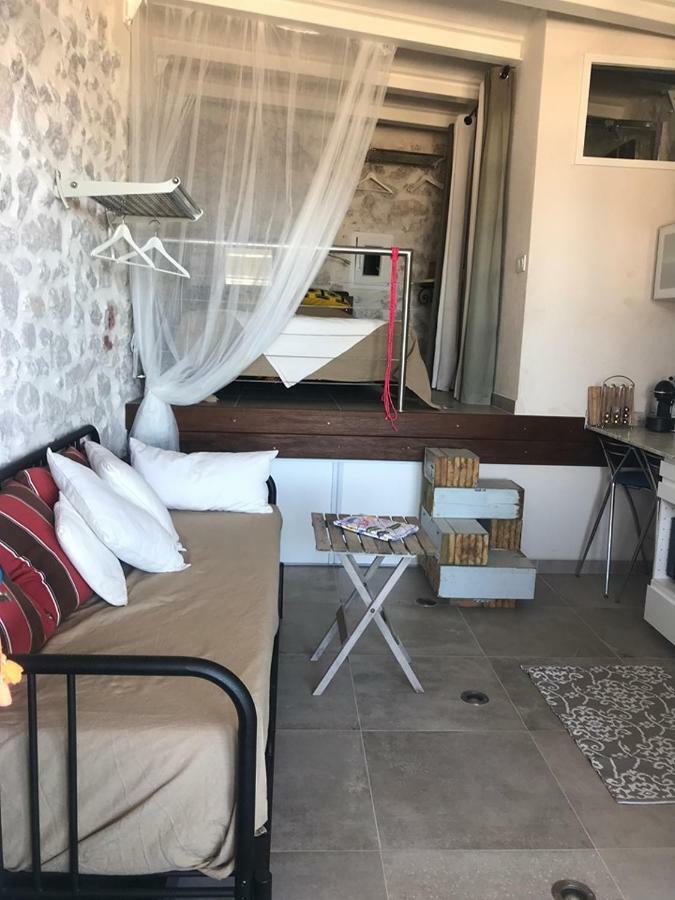 Le Cabanon Bleu Sur La Plage Marsiglia Esterno foto